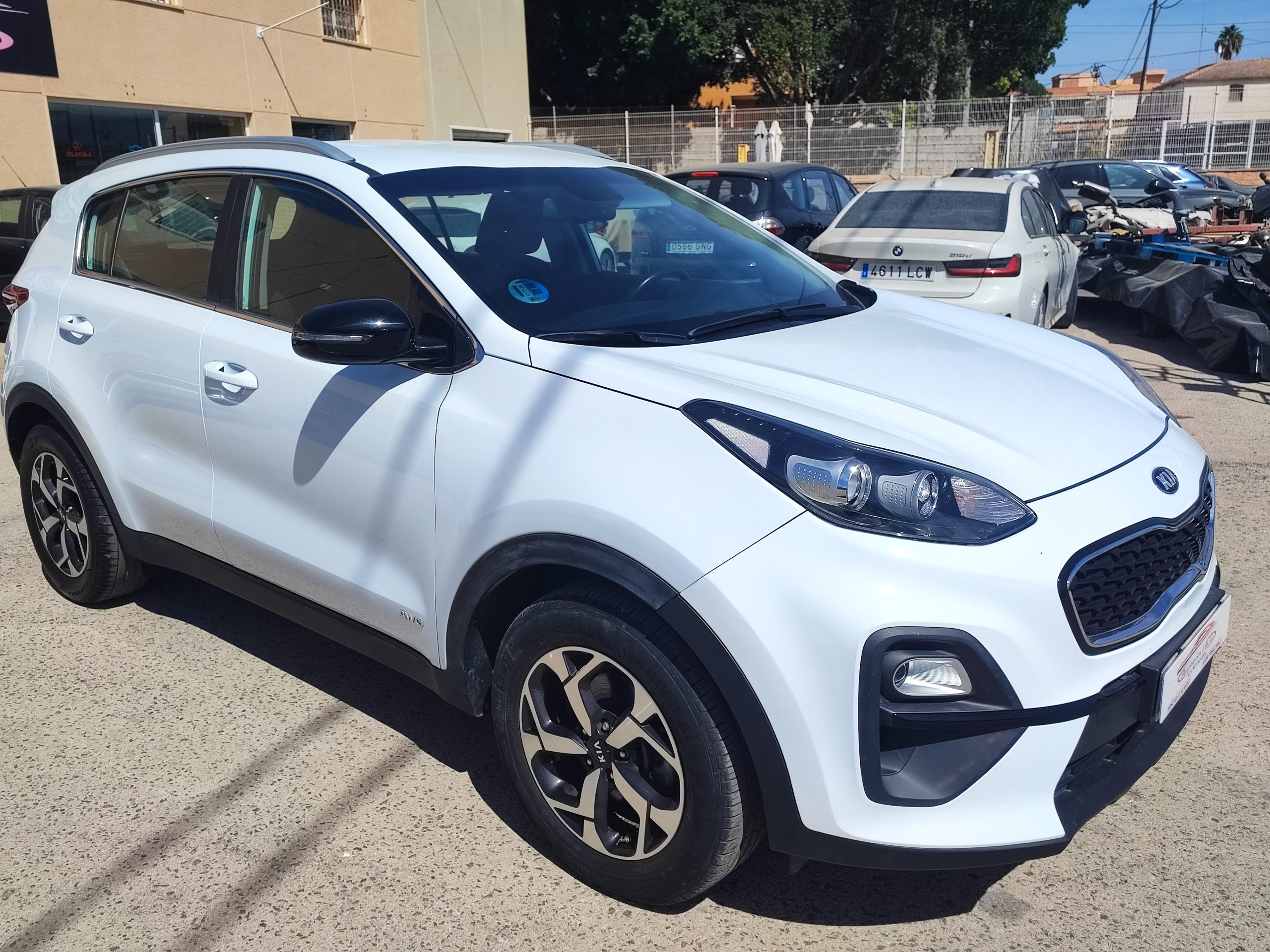 KIA Sportage 1.6 MHEV Business DCT 100kW 136CV 4X4