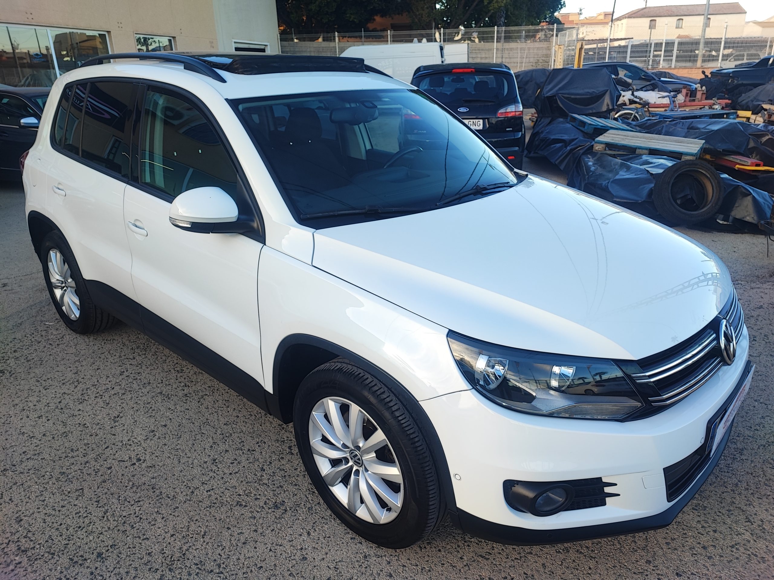 VOLKSWAGEN Tiguan Advance 2.0 TDI BMT